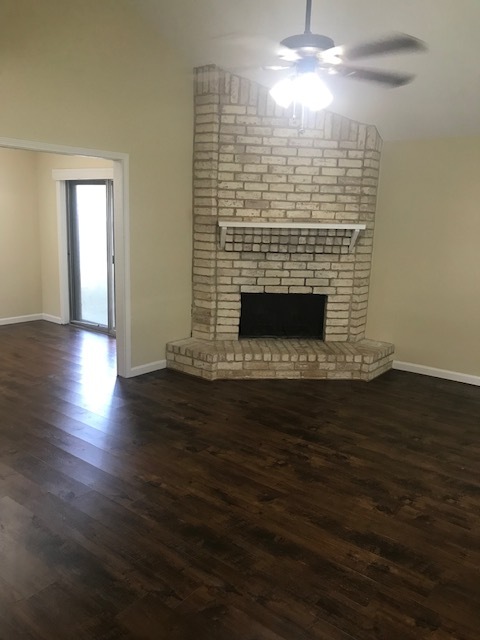 2043 Goodwin Dr in Katy, TX - Building Photo - Building Photo