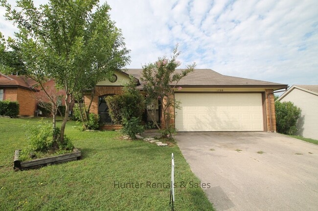 property at 1708 Bobby Lee Dr