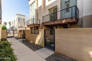 820 N 8th Ave in Phoenix, AZ - Building Photo