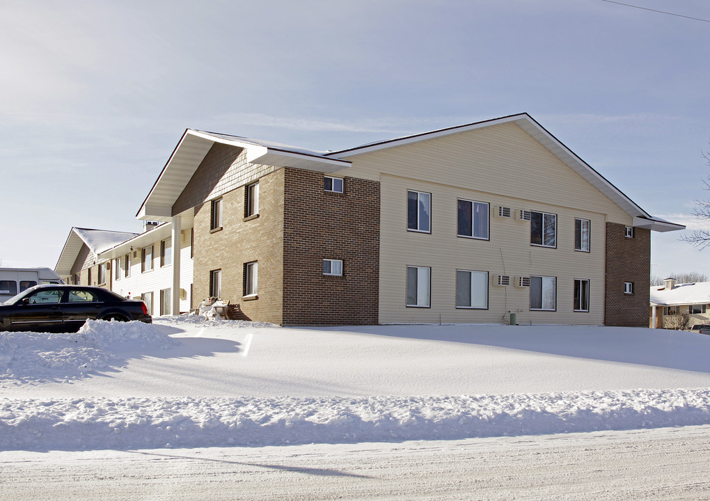 Maple Manor Apartments in Maple Lake, MN - Building Photo