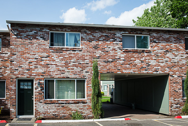 Farmington Townhomes photo'