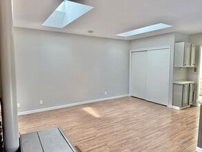 20427 86th Pl W in Edmonds, WA - Building Photo - Building Photo