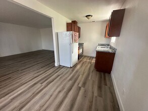 1948 Country Club Ct in Marysville, CA - Building Photo - Building Photo