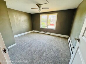 608 Oak St in Old Forge, PA - Building Photo - Building Photo