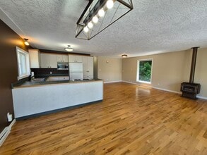 6638 East Sooke Road in Sooke, BC - Building Photo - Building Photo