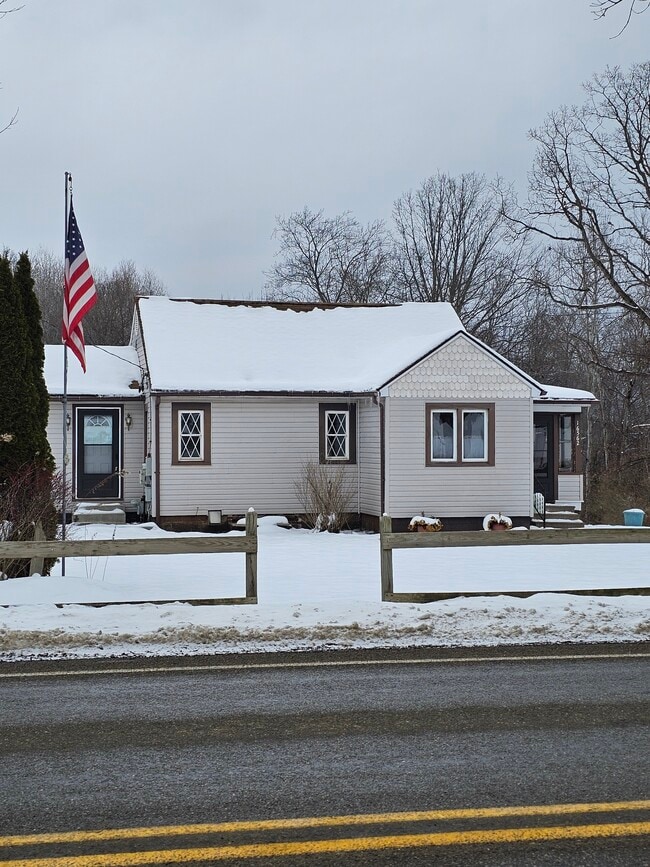 property at 16562 Harmonsburg Rd