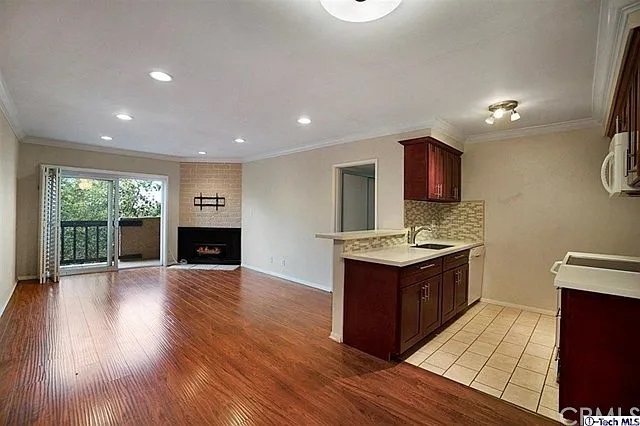 355 S Madison Ave, Unit 303 in Pasadena, CA - Building Photo