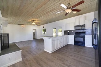 48819 Bird of Paradise in Morongo Valley, CA - Building Photo - Building Photo