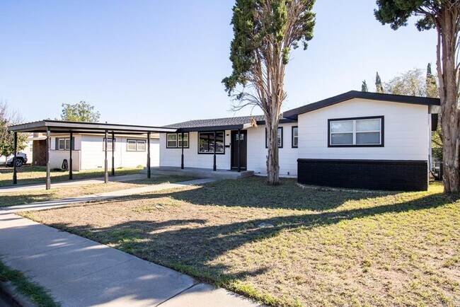 property at 309 NW 11th St