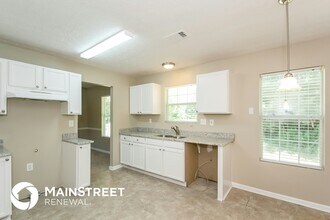 6661 Rebecca Lou Ln in Lithonia, GA - Building Photo - Building Photo