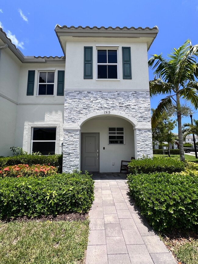 property at 1513 SE 26th Ter