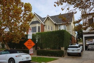 826 S Sycamore Ave in Los Angeles, CA - Building Photo - Other