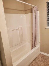 5739 Schevers St in Houston, TX - Building Photo - Building Photo