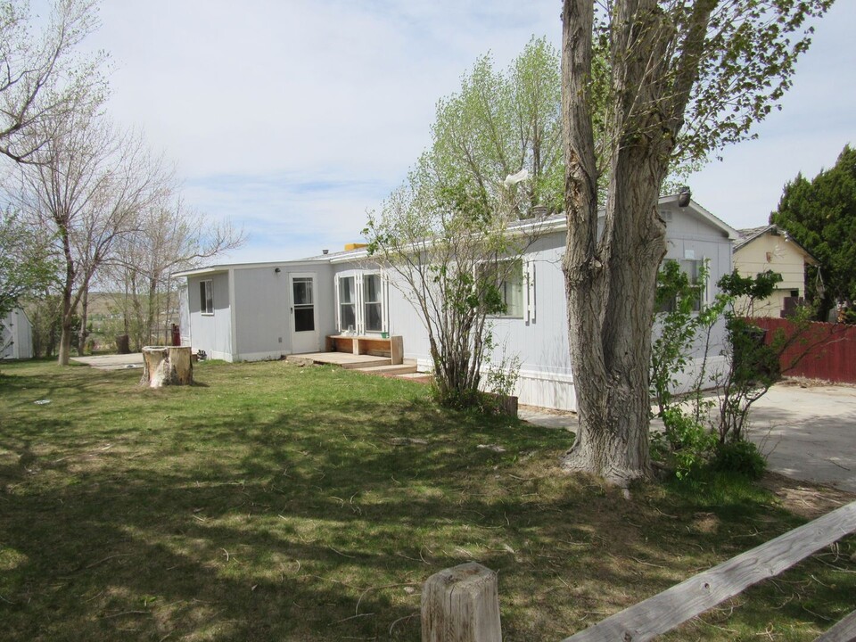 85 Yucca Cir in Casper, WY - Foto de edificio