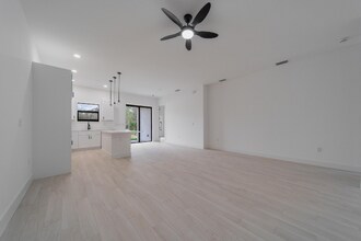 539 Ladd St in Lehigh Acres, FL - Building Photo - Building Photo