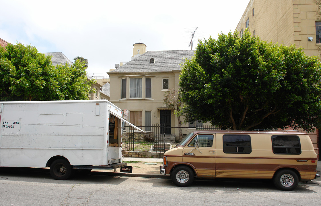 842 S Oxford Ave in Los Angeles, CA - Foto de edificio