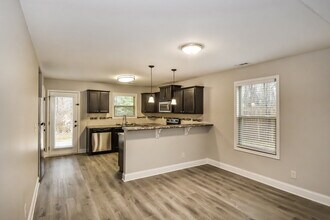 453 Charleston Pl in Villa Rica, GA - Building Photo - Building Photo