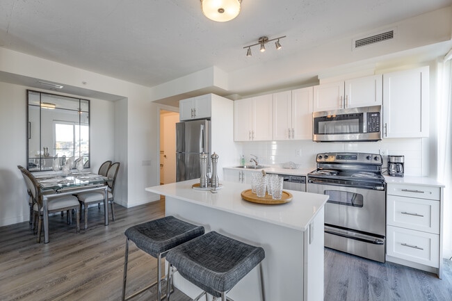 100 Bond Street East