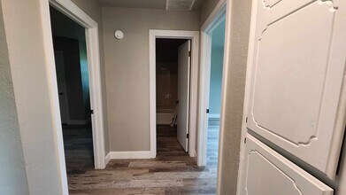 201 Riverside Pl in Guthrie, OK - Building Photo - Building Photo