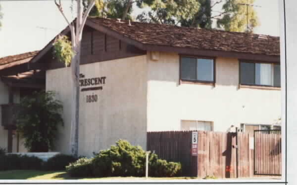 Monarch Pointe Apartments in Anaheim, CA - Foto de edificio - Building Photo