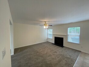 3621 Hamilton Mill Dr in Raleigh, NC - Building Photo - Building Photo