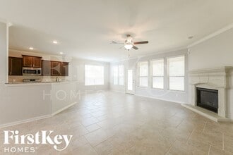 23139 Mestina Knoll Dr in Porter, TX - Foto de edificio - Building Photo