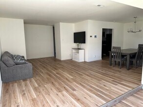 19016 Mills Choice Rd in Gaithersburg, MD - Building Photo - Building Photo