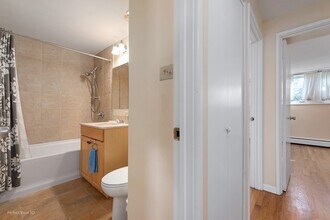5647 S Harper Ave in Chicago, IL - Building Photo - Building Photo