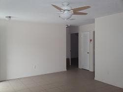 21 NW 8th St in Chiefland, FL - Foto de edificio - Building Photo