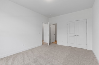 8812 James Crk Dr in Ooltewah, TN - Building Photo - Building Photo