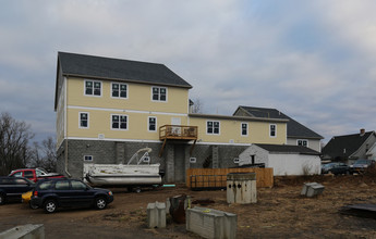 2452 Albany St in Schenectady, NY - Building Photo - Building Photo