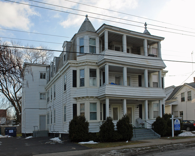 1209 Congress St in Schenectady, NY - Foto de edificio - Building Photo