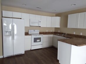 3880 Simpson Rd E in Lenoir City, TN - Building Photo - Building Photo