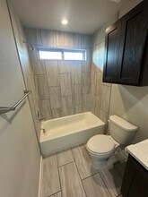 8419 V. Verona, Unit 103 in San Antonio, TX - Foto de edificio - Building Photo