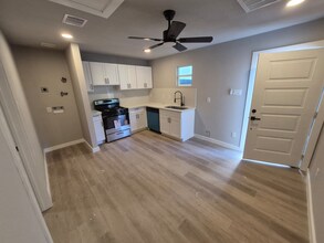 3268 Holman St in Houston, TX - Building Photo - Building Photo