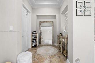 3957 NW 82nd Way in Hollywood, FL - Building Photo - Building Photo