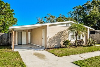 218 Woodmere Blvd in Sanford, FL - Building Photo - Building Photo