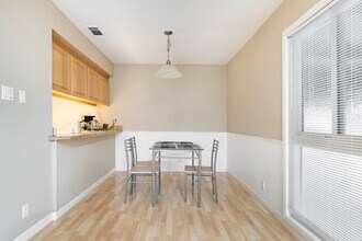 5488 Roundtree Dr in Concord, CA - Building Photo - Building Photo