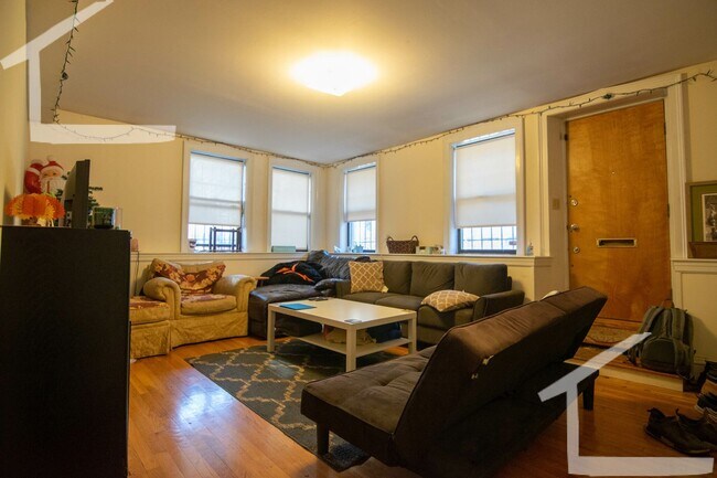 property at 22 Glenville Ave