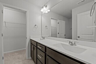 6351 Perry Creek Rd in Raleigh, NC - Building Photo - Building Photo