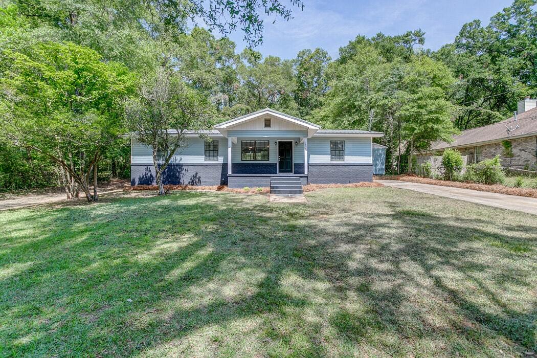 1804 Larkwood Dr in Mobile, AL - Building Photo