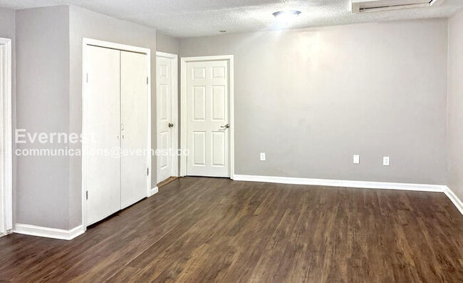 3214 Clopton St SW in Huntsville, AL - Building Photo - Building Photo