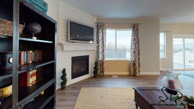 9158 Standard Ct in Magna, UT - Building Photo - Building Photo