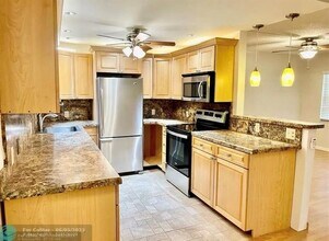 135 Mansfield D in Boca Raton, FL - Building Photo - Building Photo