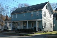 66 Main St in Succasunna, NJ - Foto de edificio - Building Photo