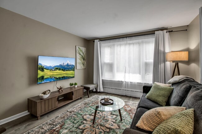 property at 1540 Abbott Rd
