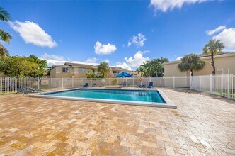 5000 NW 79th Ave in Doral, FL - Building Photo - Building Photo