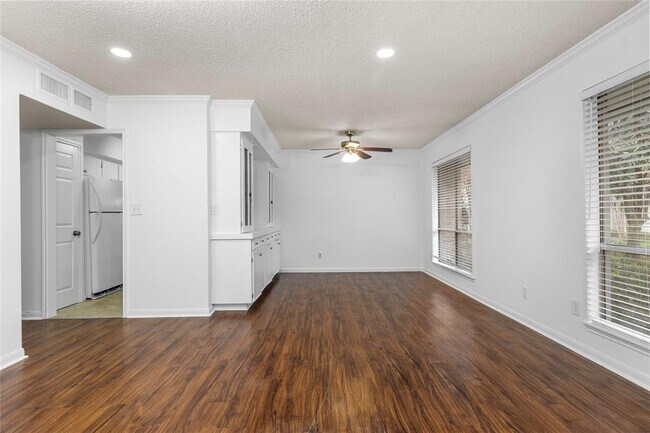 property at 6440 Bayou Glen Rd
