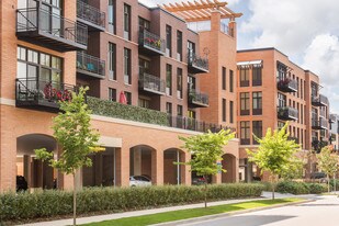 Beaumont Place Apartments in Whitefish Bay, WI - Building Photo