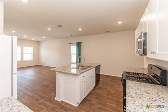 2923 Panther Spg in New Braunfels, TX - Building Photo - Building Photo